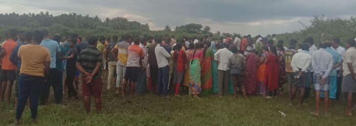ಮಕ್ಕಳೊಂದಿಗೆ ತಾಯಿ ಆತ್ಮಹತ್ಯೆ