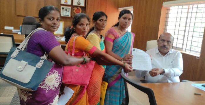 ಅಕ್ರಮ ಮದ್ಯ ನಿಷೇಧಕ್ಕೆ ಆಗ್ರಹ