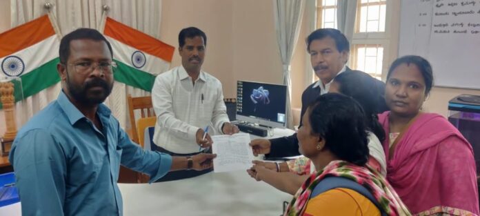 ಮದ್ಯ ಮಾರಾಟ ವಿರೋಧಿಸಿ ಮನವಿ