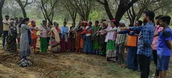 ಮನರೇಗಾ ಕಾರ್ಮಿಕರಿಂದ ಅಂಬೇಡ್ಕರ್‌ ಜಯಂತಿ ಹರಪನಹಳ್ಳಿ