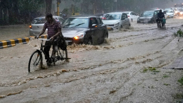 ಕರ್ನಾಟಕ, ಮಳೆ, ಹವಾಮಾನ ಇಲಾಖೆ, ಯೆಲ್ಲೋ ಅಲರ್ಟ್‌, ಬೆಂಗಳೂರು, ಹವಾಮಾನ, Karnataka, rain, Meteorological Department, Yellow Alert, Bangalore, Weather,