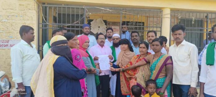 ವಿಜಯಪುರ ಜಿಲ್ಲೆಯ ಬಸವನ ಬಾಗೇವಾಡಿ ತಾಲೂಕಿನ ನಿಡಗುಂದಿ ಪಟ್ಟಣದ ಸ್ವಚ್ಛತೆ ಹಾಗೂ ಪ್ರಮುಖ ರಸ್ತೆಗಳಲ್ಲಿ ವಿದ್ಯುತ್ ದೀಪಗಳ ವ್ಯವಸ್ಥೆ ಸೇರಿದಂತೆ ಮೂಲಸೌಕರ್ಯ ಕಲ್ಪಿಸುವಂತೆ‌ ಆಗ್ರಹ