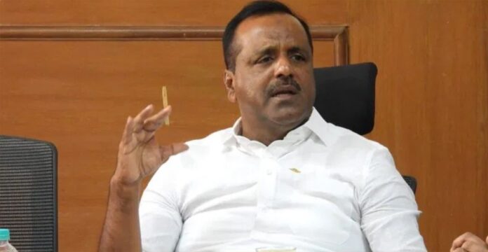ಯು ಟಿ ಖಾದರ್