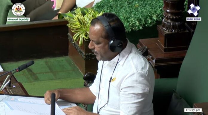 ಯು ಟಿ ಖಾದರ್‌