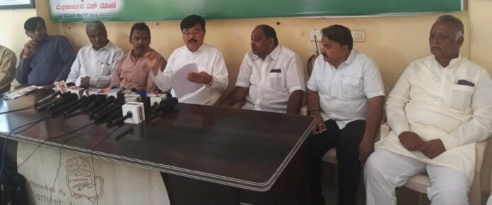 ರವೀಂದ್ರ ಲೋಣಿಗೆ ಕಾಂಗ್ರೆಸ್‌ ಘಟಕದ ಅಧ್ಯಕ್ಷ ತಿರುಗೇಟು