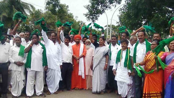 ಬರ ಪರಿಹಾರಕ್ಕೆ ಆಗ್ರಹ