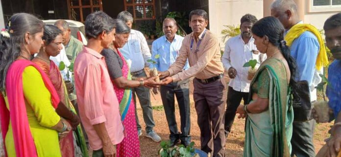 ರೈತರಿಗೆ ಕೃಷಿ ತರಬೇತಿ