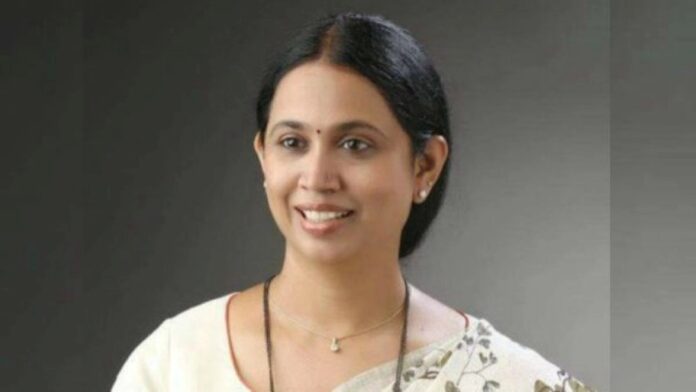 ಗಣಪತಿ ಪೂಜೆ ಮಾಡಿದ ಲಕ್ಷ್ಮೀ ಹೆಬ್ಬಾಳ್ಕರ್