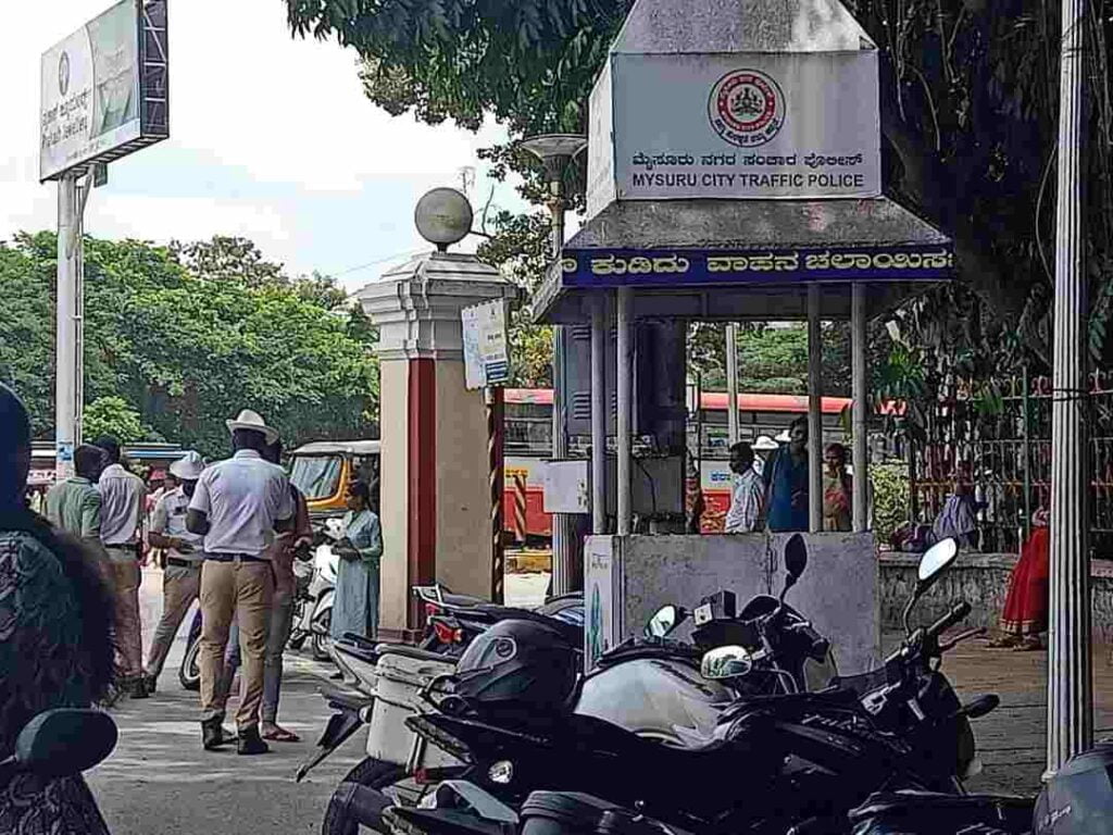 ವಾಹನ ತಪಾಸಣೆ