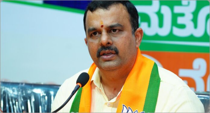 ವಿ ಸುನಿಲ್_ ಕುಮಾರ್