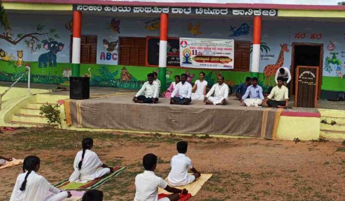 ವಿಜಯಪುರದ ಬಿಜ್ಜೂರ ಶಾಲೆ