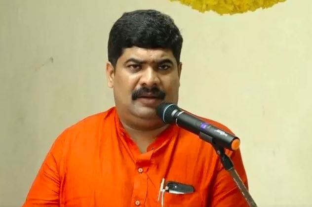 ವೇದವ್ಯಾಸ್‌ ಕಾಮತ್