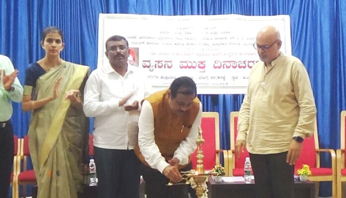ಉಡುಪಿ | ದುಷ್ಚಟಗಳಿಂದ ದೂರವಿದ್ದಾಗ ಮಾತ್ರ ಸ್ವಸ್ಥ ಸಮಾಜ ನಿರ್ಮಾಣ ಸಾಧ್ಯ - ಡಾ.ಕೆ ಸುರೇಶ್ ಶೆಣೈ