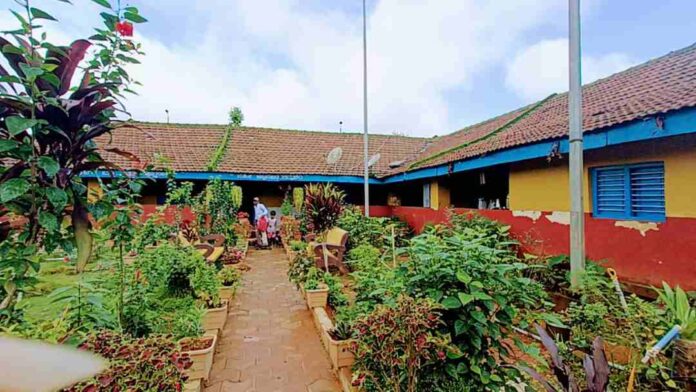 ಶಾಲೆಯ ಒಳಾಂಗಣ ಪರಿಸರ