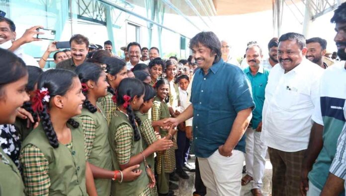 ಶಿವಮೊಗ್ಗ ವಿಮಾನ ನಿಲ್ದಾಣದಲ್ಲಿ ಮಧು ಬಂಗಾರಪ್ಪ
