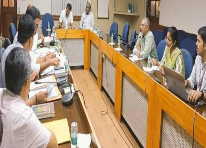 ಟಾಟಾ ಮಾರ್ಕೊಪೊಲೊ ಅಧಿಕಾರಿಗಳೊಂದಿಗೆ ಕಾರ್ಮಿಕ ಸಚಿವ ಸಭೆ