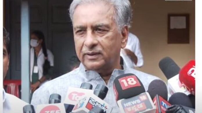ಸಭಾಪತಿ ಬಸವರಾಜ ಹೊರಟ್ಟಿ