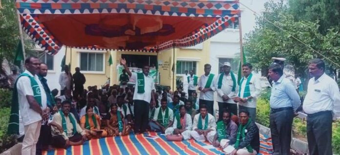 ಸಮರ್ಪಕ ವಿದ್ಯುತ್‌ ಪೂರೈಕೆಗೆ ರೈತರ ಆಗ್ರಹ