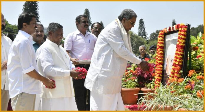 ಜಾವಾಹರ್ ಲಾಲ್ ನೆಹರೂ