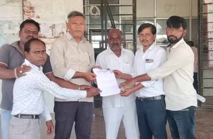 ಸ್ಮಶಾನ ಭೂಮಿ ಮಂಜೂರಾತಿಗೆ ಆಗ್ರಹ