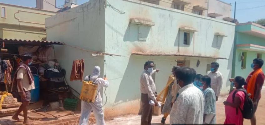 ಹಕ್ಕಿಜ್ವರ ನಿಯಂತ್ರಣಕ್ಕೆ ಔಷಧಿ ಸಿಂಪಡಣೆ