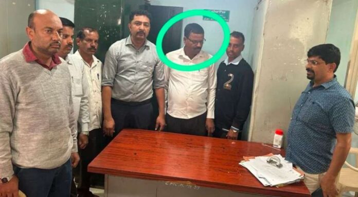 ಹಾಸನ ನಗರಸಭೆ ಅಧಿಕಾರಿ ಲೋಕಾಯುಕ್ತ ಬಲೆಗೆ ಬಿದ್ದಿದ್ದಾರೆ