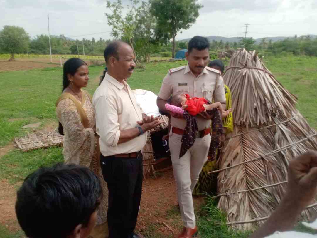 ಹುಳಿಯಾರು ಟೌನ್‌ ಸಬ್‌ ಇನ್ಸ್‌ಪೆಕ್ಟರ್‌