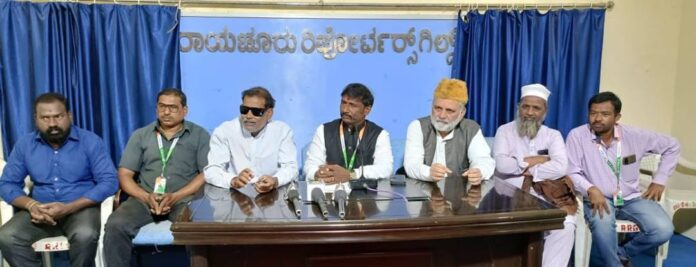 ಹೈಟೆಕ್‌ ಮಾರುಕಟ್ಟೆ ನಿರ್ಮಾಣಕ್ಕೆ ಆಗ್ರಹ